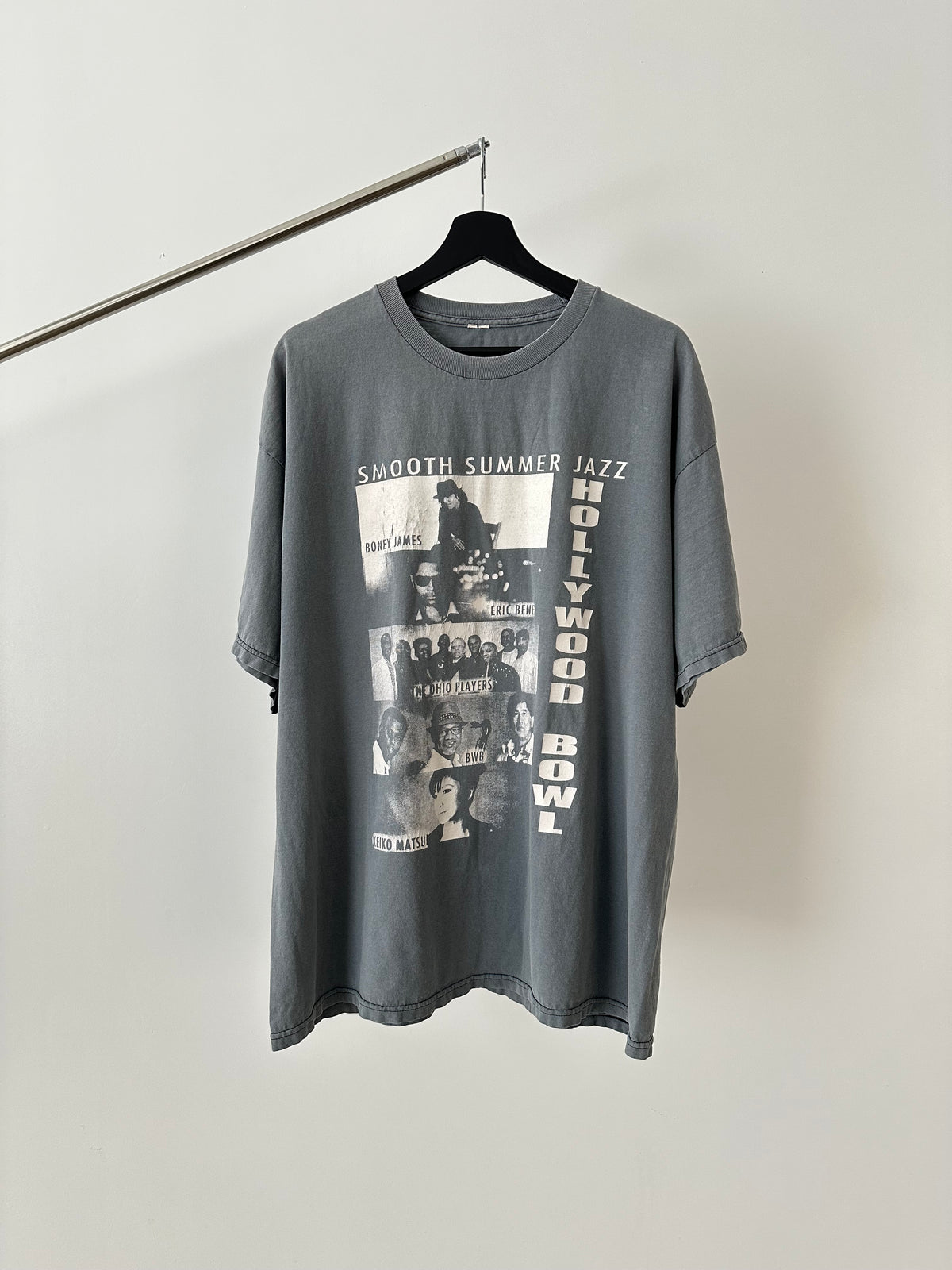 2000s Vintage Hollywood Bowl Shirt