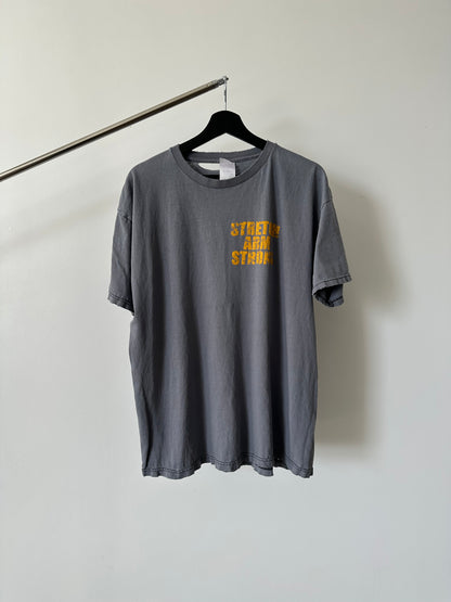 2000s Vintage Stretch Arm Strong Shirt