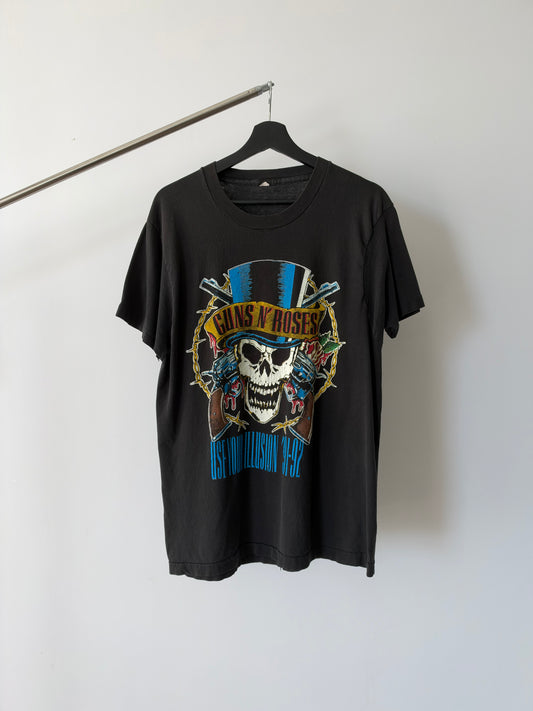 1991 Vintage Guns N' Roses "Use Your Illusion Tour" Shirt