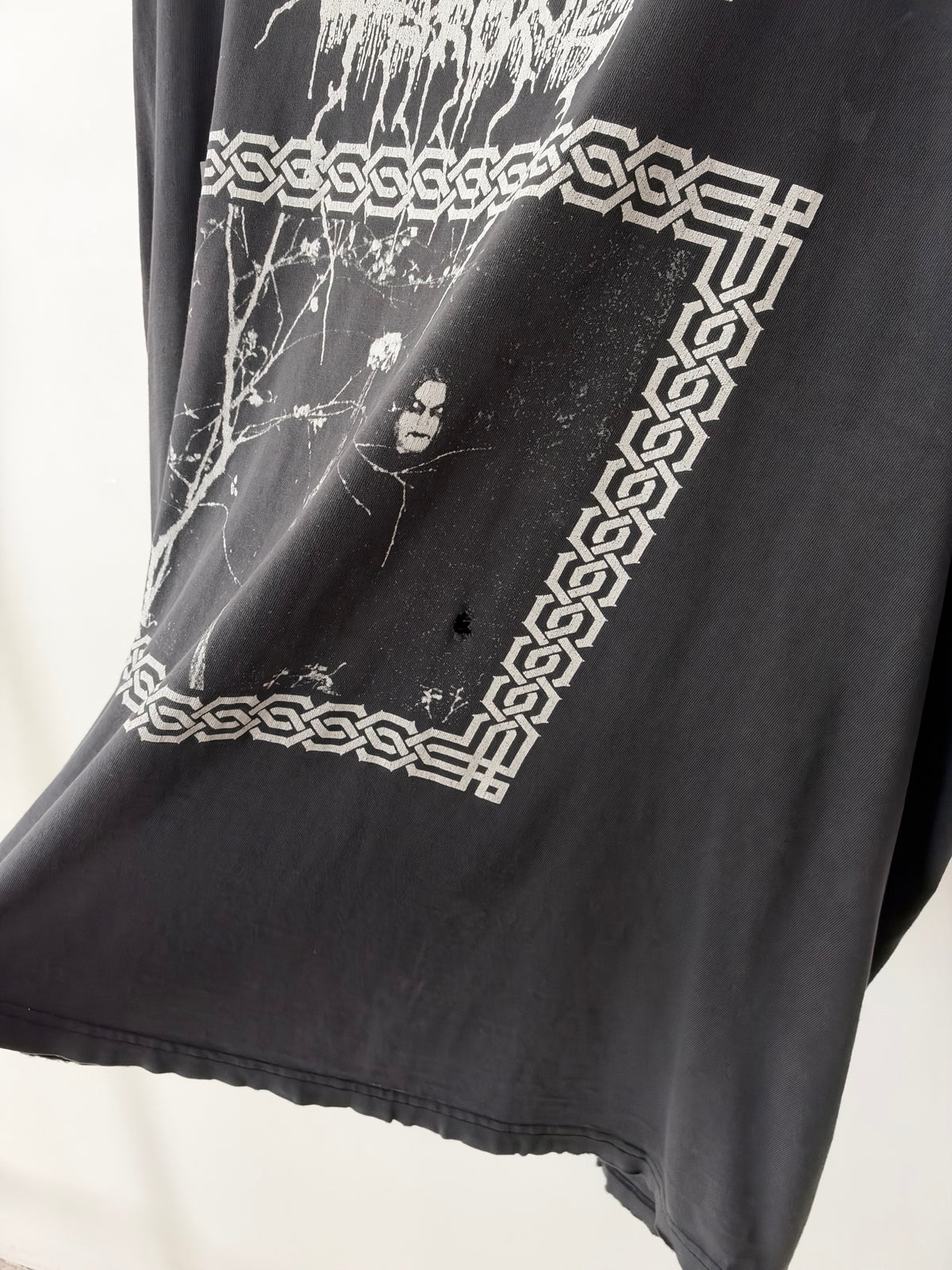 90s Vintage Dark Throne Shirt