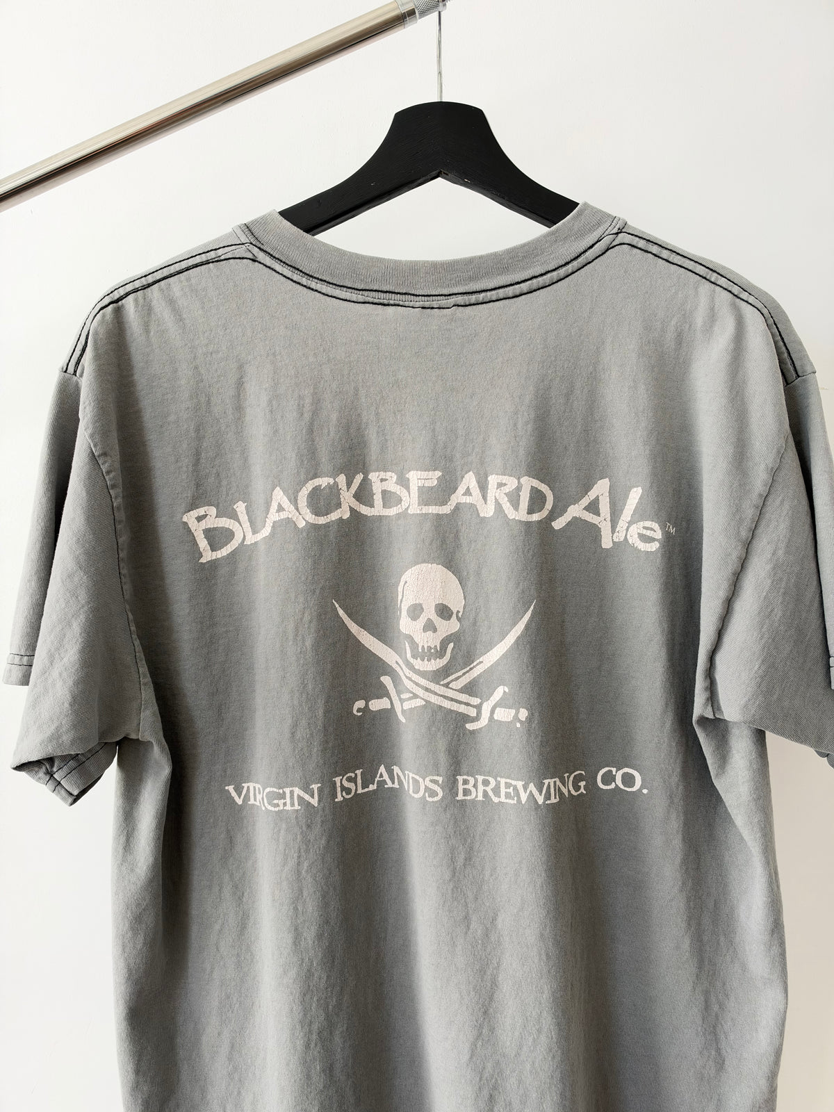 2000s Vintage Blackbeard Ale Beer Shirt